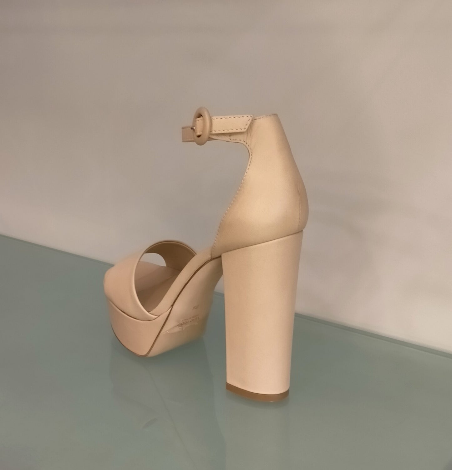 Sandali LONIGRO con plateau in pelle nude