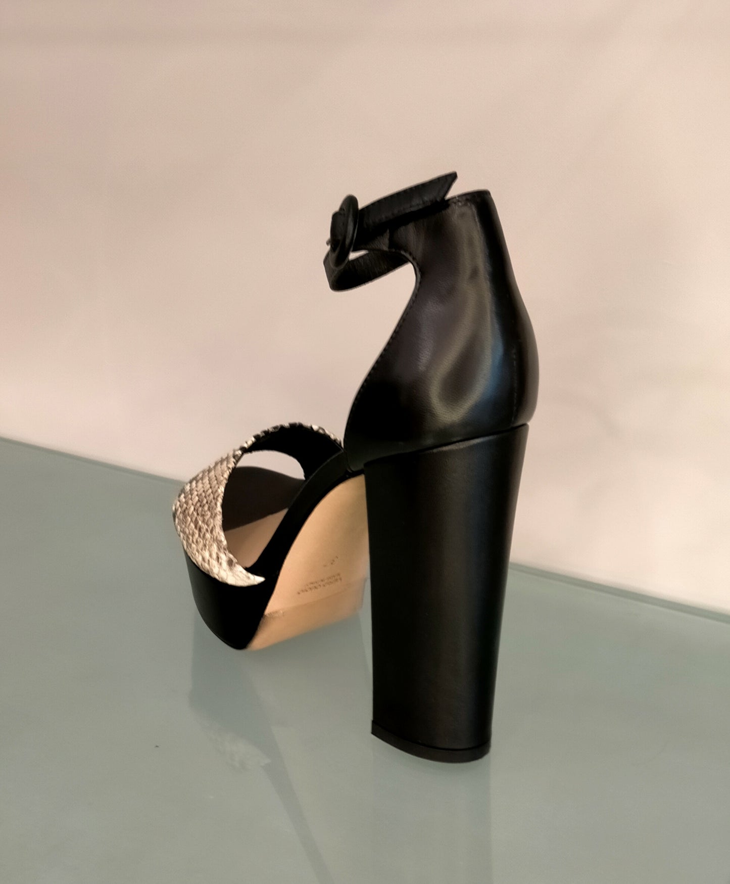 Sandali LONIGRO con plateau in pelle pitonata