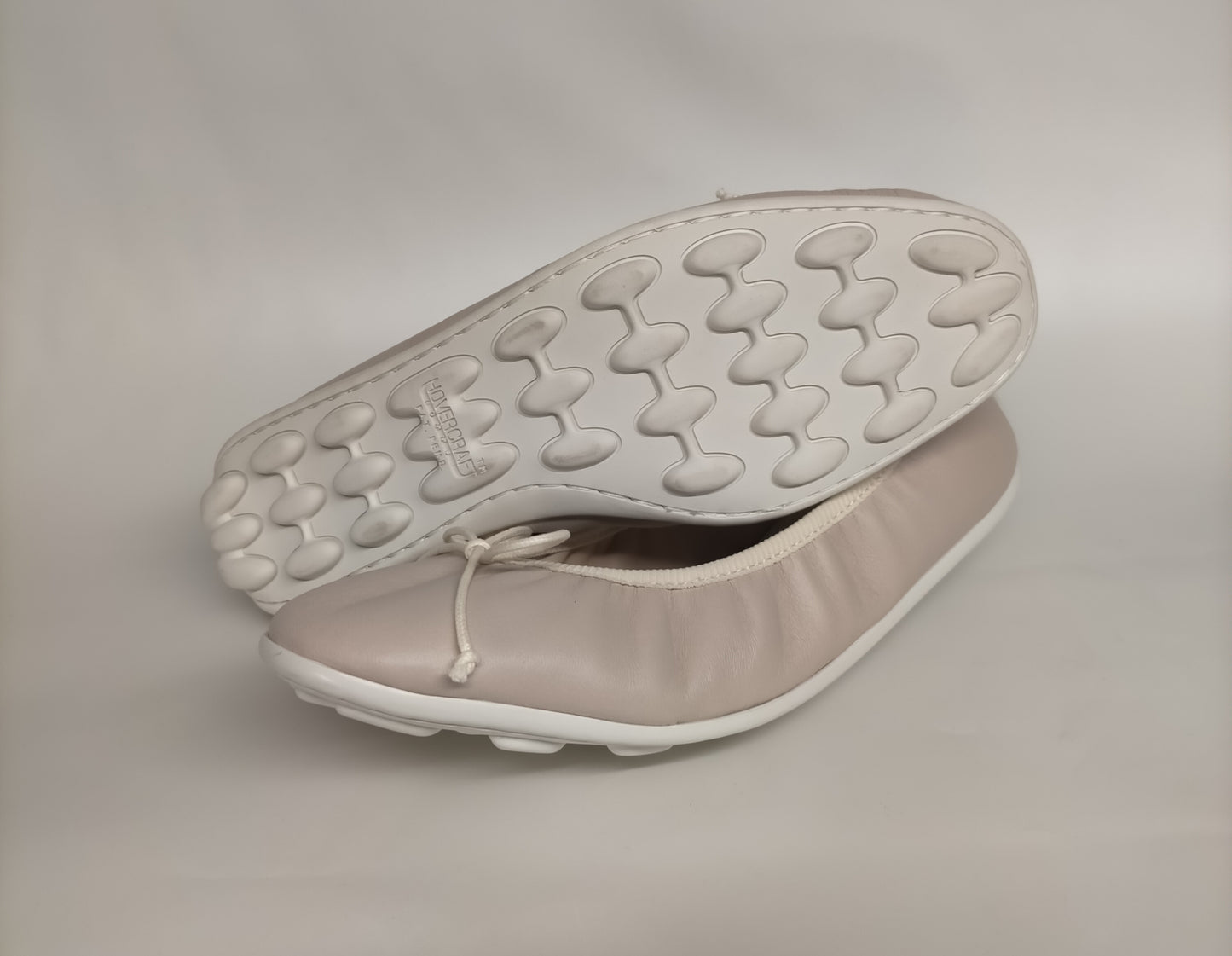 Ballerine LONIGRO in pelle beige e fondo gomma