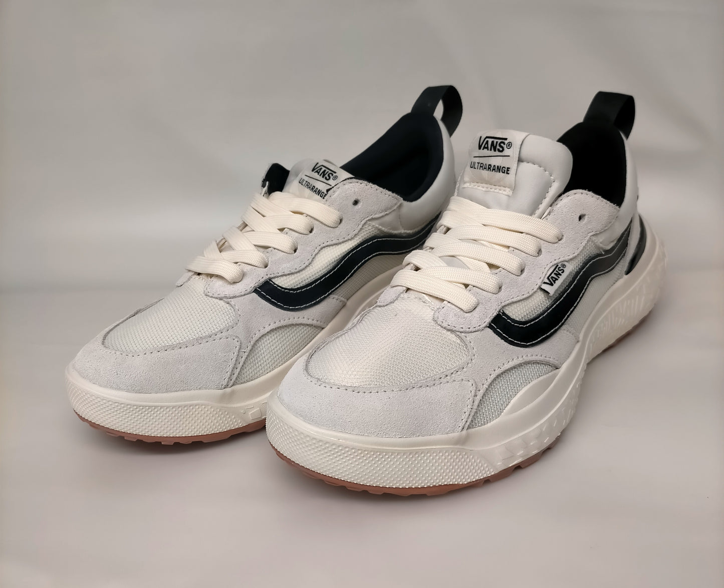 Sneakers uomo VANS MTE ULTRARANGE NEO VR3 black off white - COLLEZIONE EST. 2025