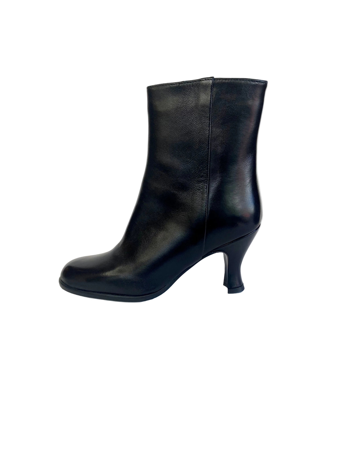 Stivaletto Lonigro nappa nera 6030S