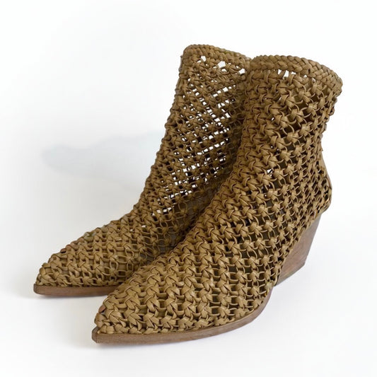 Stivaletto texano Elena Iachi pelle intrecciata beige E4037