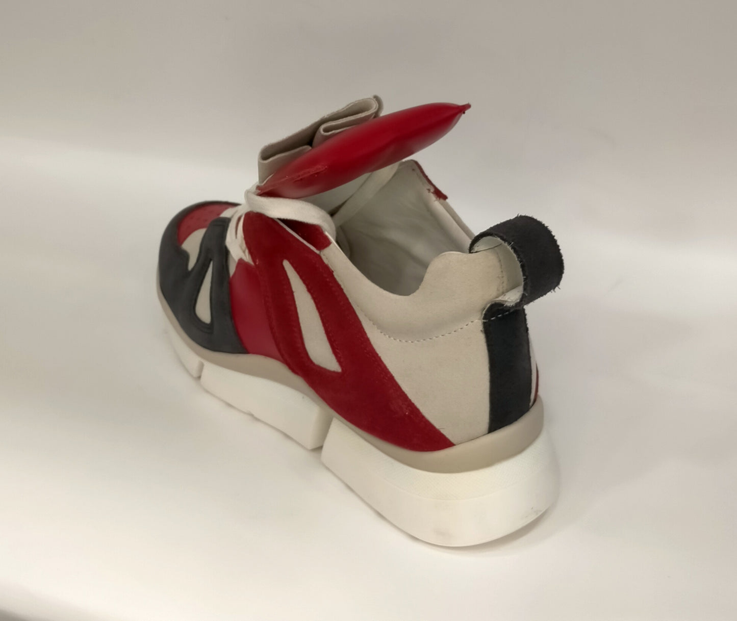 Sneakers LONIGRO in camoscio bianco/rosso/grigio