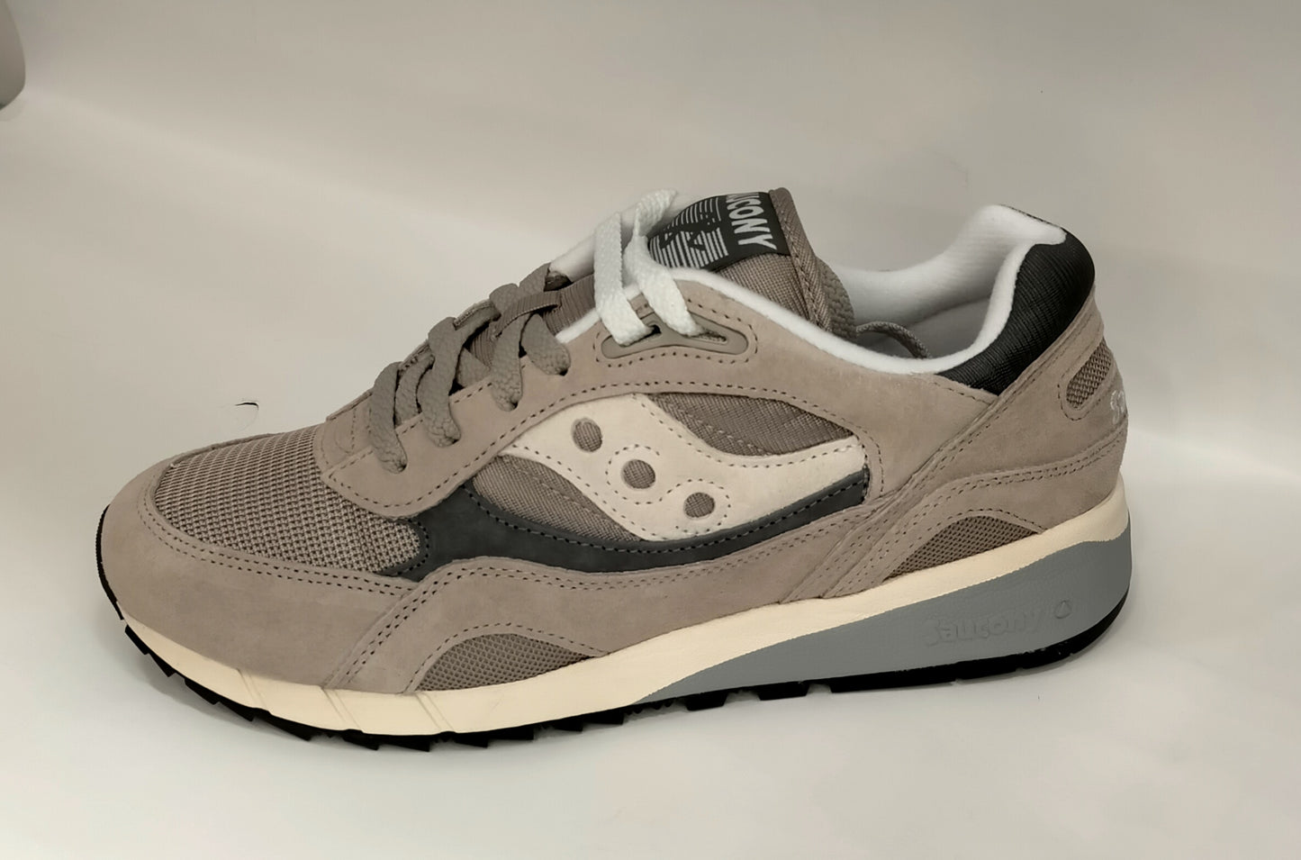 Sneakers SAUCONY SHADOW 6000 uomo in camoscio/tessuto grigio