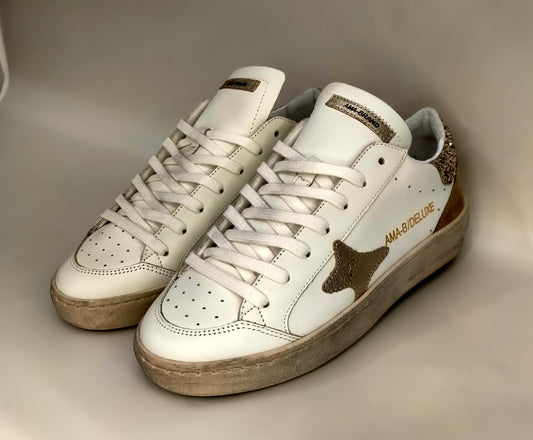 Sneakers AMA BRAND 2944 in pelle bianca