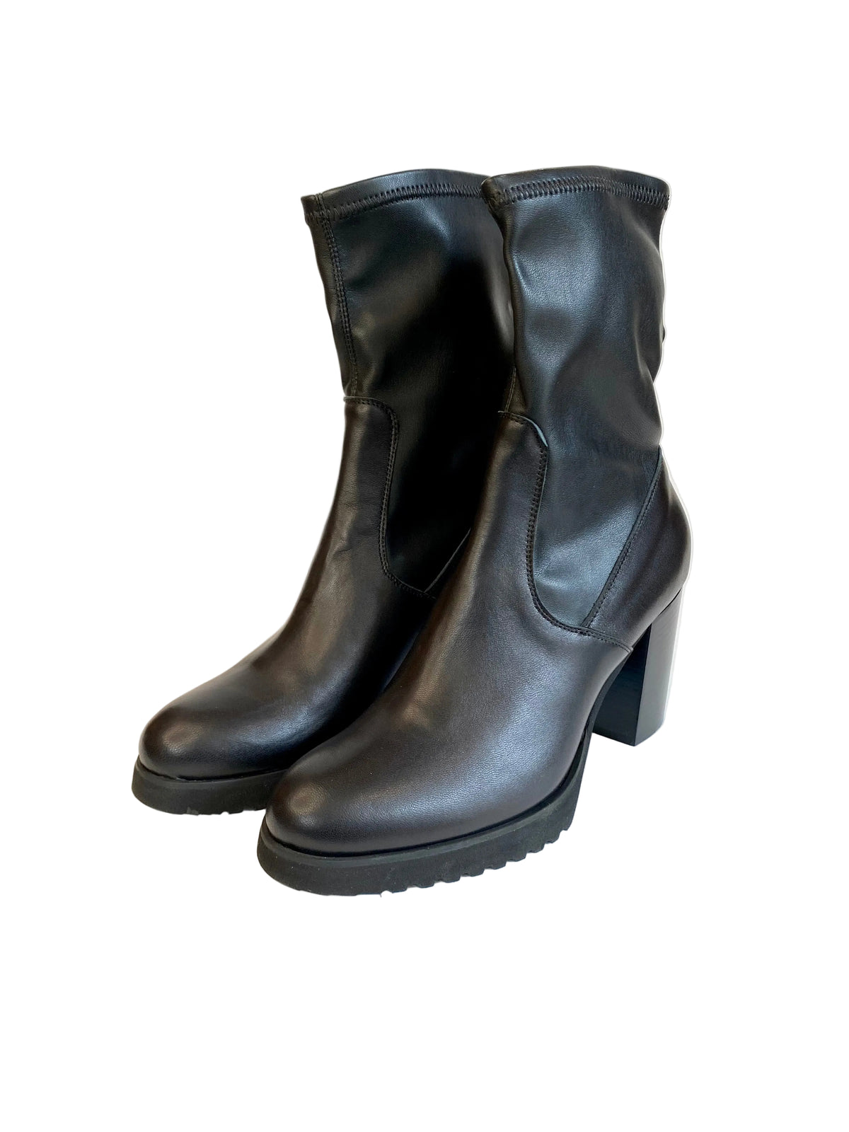 Stivaletto Lonigro pelle nera M302